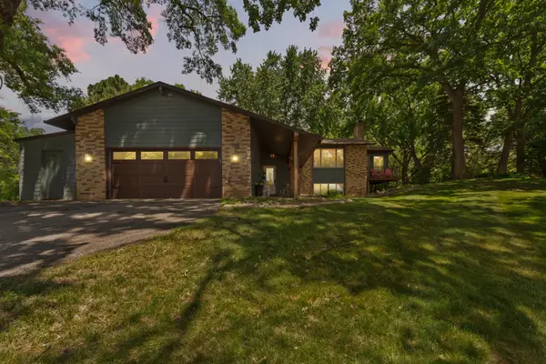 19143 Orchard Trail, Lakeville, MN 55044