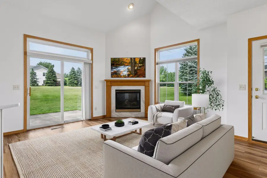 7558 5th Street N, Oakdale, MN 55128 - #3