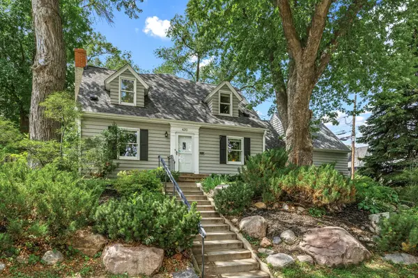 420 Penn Avenue S, Minneapolis, MN 55405