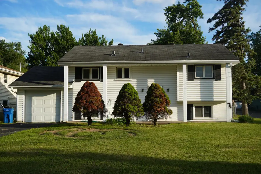 298 Ely Street Ne, Fridley, MN 55432 - #2