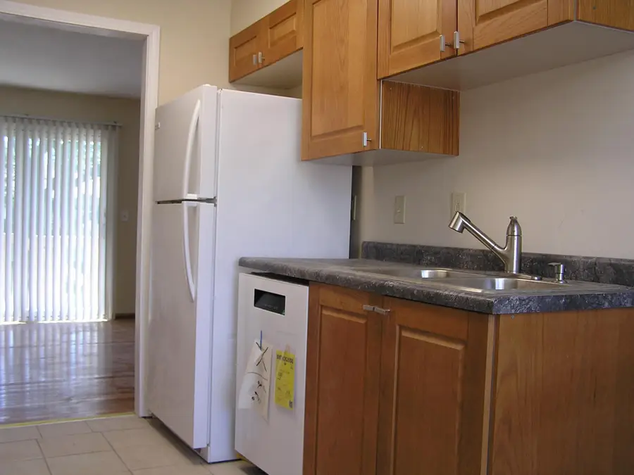 2041 103rd Avenue Nw, Coon Rapids, MN 55433 - #2