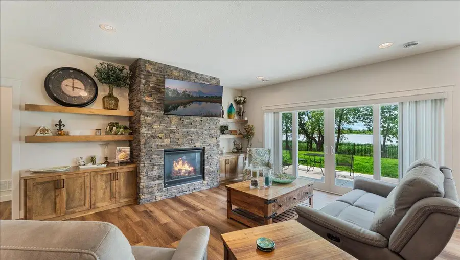 6439 W Laketowne Drive, Albertville, MN 55301 - #2