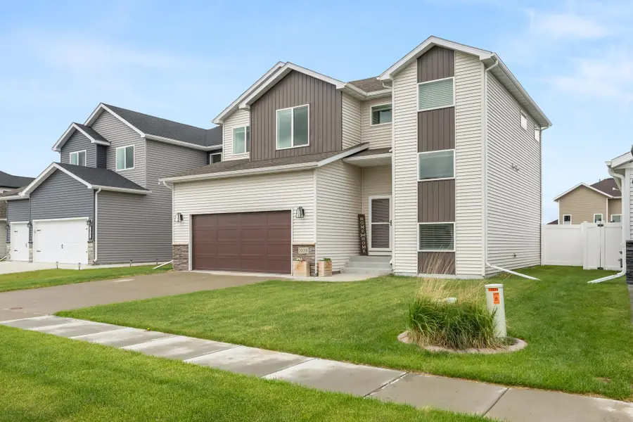 1038 Ashley Drive W, West Fargo, ND 58078 - #2