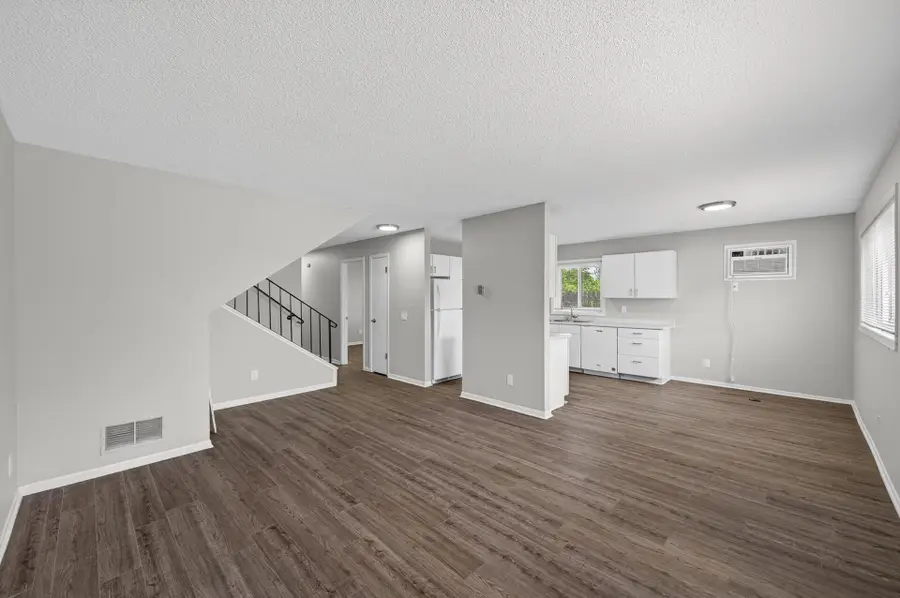 924 9th Avenue Se, Minneapolis, MN 55414 - #3