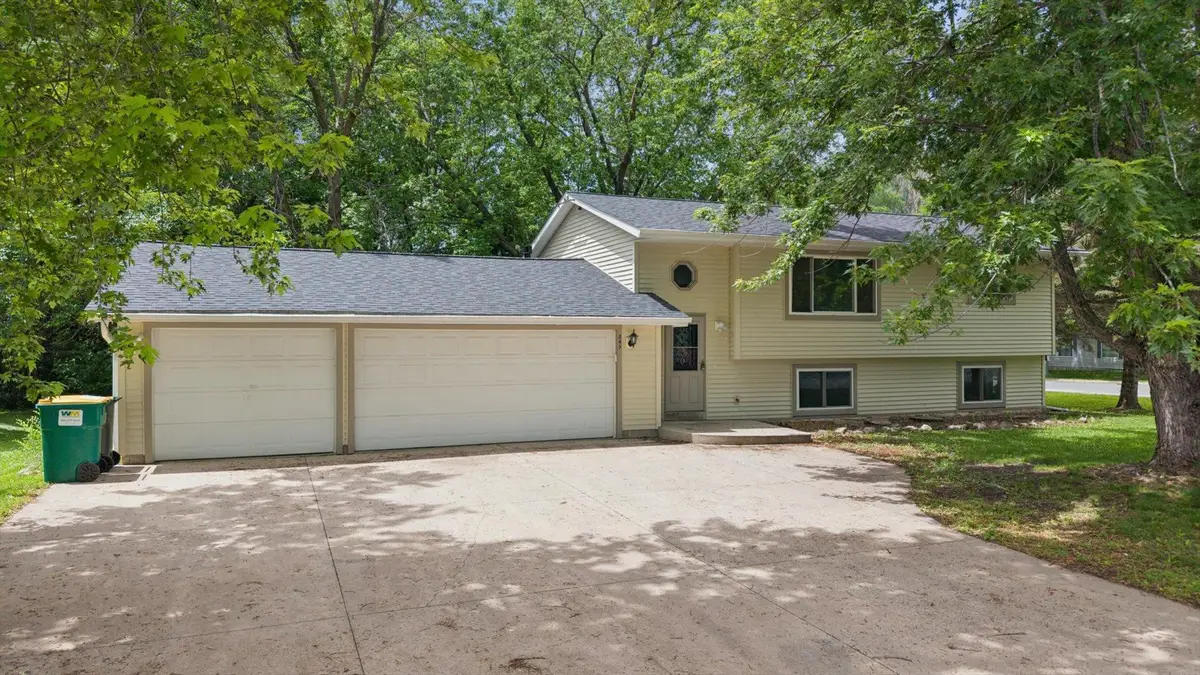 845 3rd Street N, Dassel, MN 55325 - #1