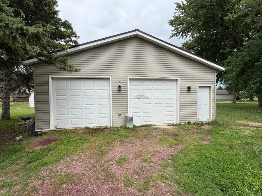 427 Cedar Avenue, Westbrook, MN 56183 - #2