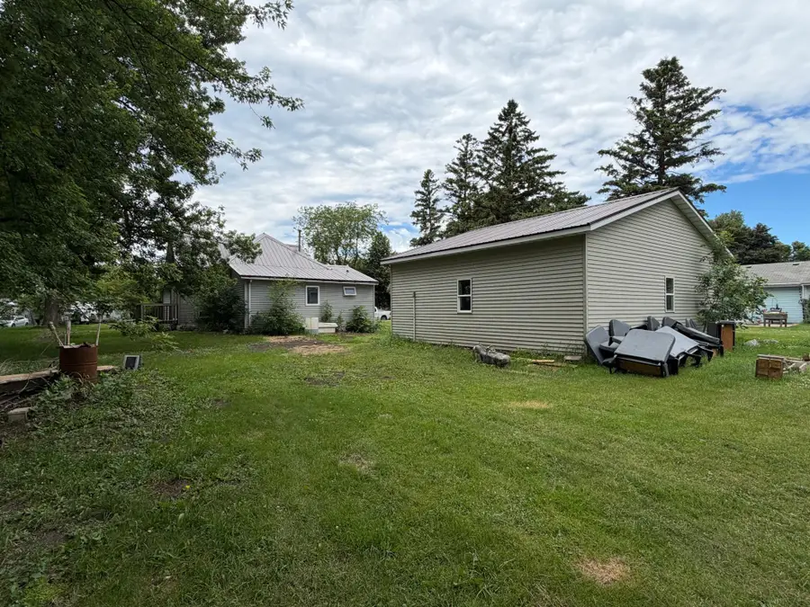427 Cedar Avenue, Westbrook, MN 56183 - #3