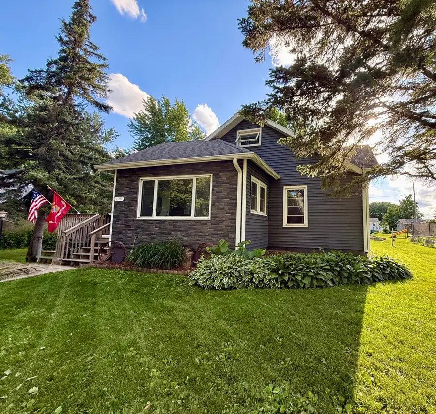 125 2nd Avenue Nw, Elgin, MN 55932 - #2