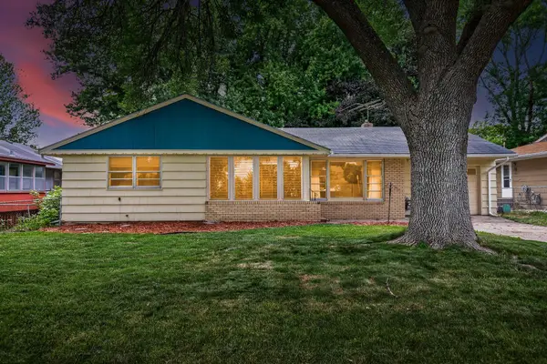 1345 Smith Avenue S, West Saint Paul, MN 55118