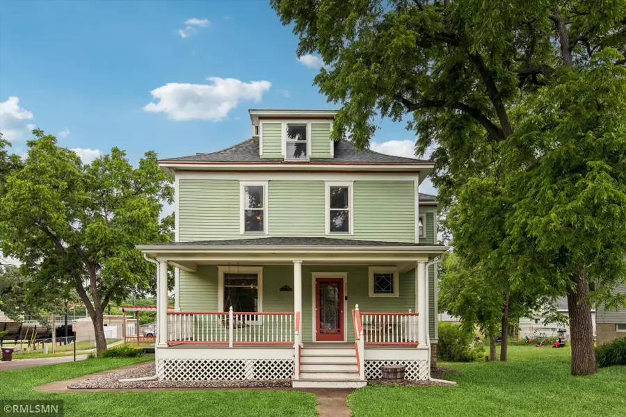 701 Hoffman Street W, Cannon Falls, MN 55009 - #2