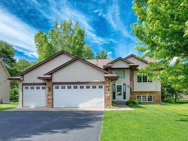 2845 85th Court Ne, Blaine, MN 55449