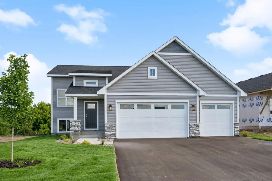 13097 11th Avenue S, Zimmerman, MN 55398 - #2