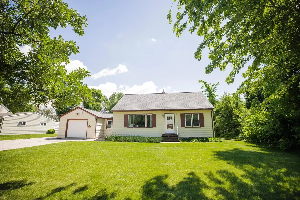 1006 Poughkeepsie Avenue, Morris, MN 56267 - #1