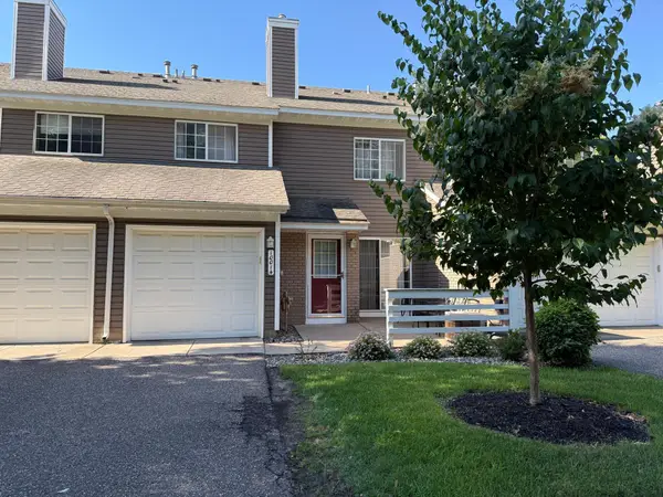 10014 Fillmore Street Ne, Blaine, MN 55434