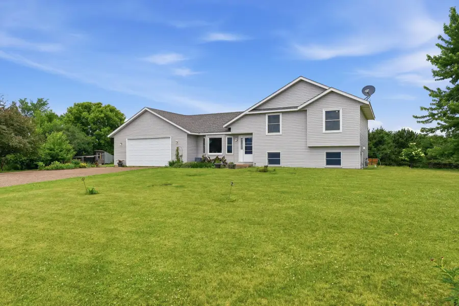 682 Old Hopkins Place, Hudson, WI 54016 - #2