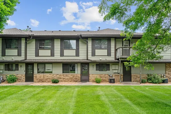 13359 Zenith Lane, Eden Prairie, MN 55346