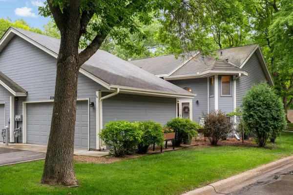 2716 River Woods Lane, Burnsville, MN 55337