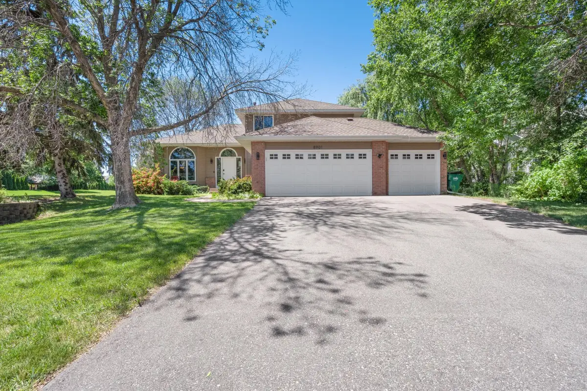 8901 Dunbar Knoll N, Brooklyn Park, MN 55443 - #1