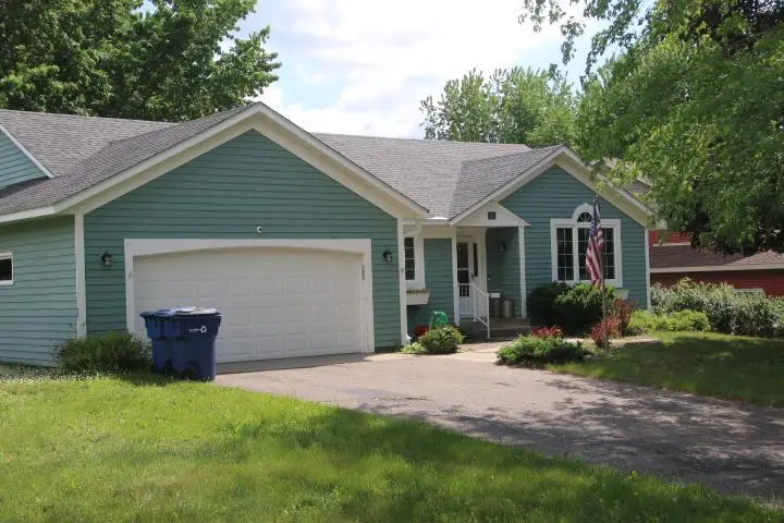 906 21st Street Se, Saint Cloud, MN 56304 - #1