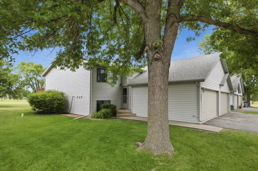2830 32nd Street S, Moorhead, MN 56560 - #3