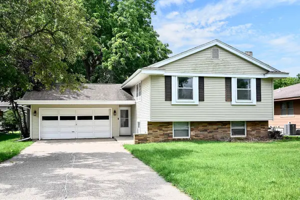 1775 Gilmore Avenue, Winona, MN 55987