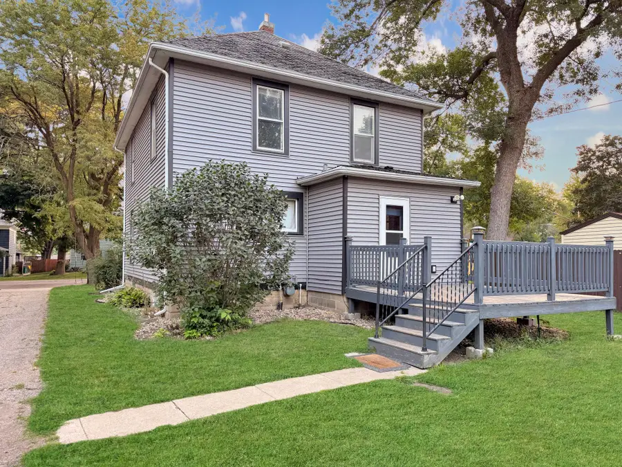 313 Hollett Street, Tracy, MN 56175 - #3