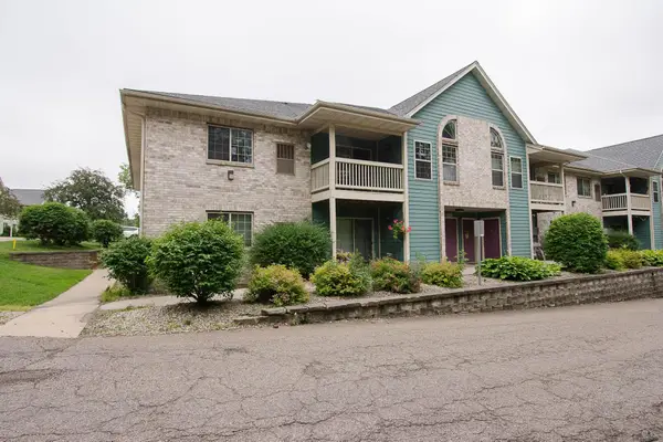 1876 Deerhaven Lane Ne #2, Rochester, MN 55906