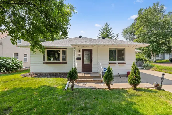 2812 30th Avenue Ne, Saint Anthony, MN 55418