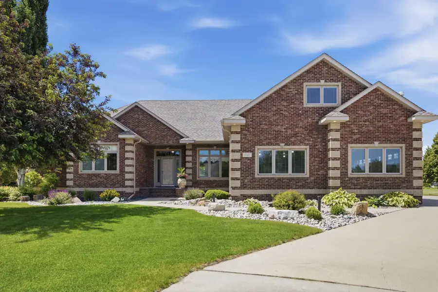 4847 2nd Street Sw, Moorhead, MN 56560 - #2