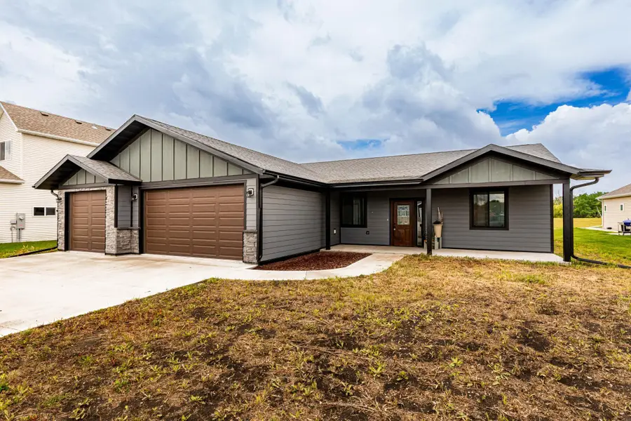 4712 Hampton Loop S, Moorhead, MN 56560 - #2