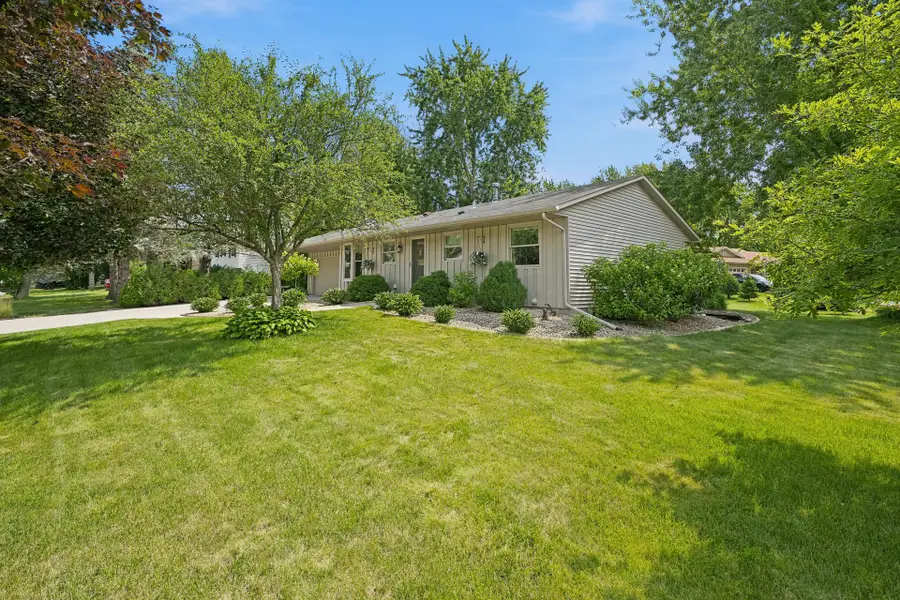 7529 Immanuel Avenue S, Cottage Grove, MN 55016 - #3