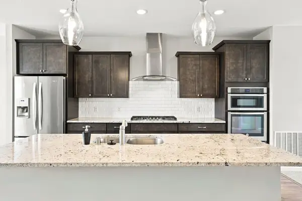 5140 Hampton Street Ne, Prior Lake, MN 55372