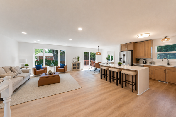 12903 Apple View Lane, Burnsville, MN 55337