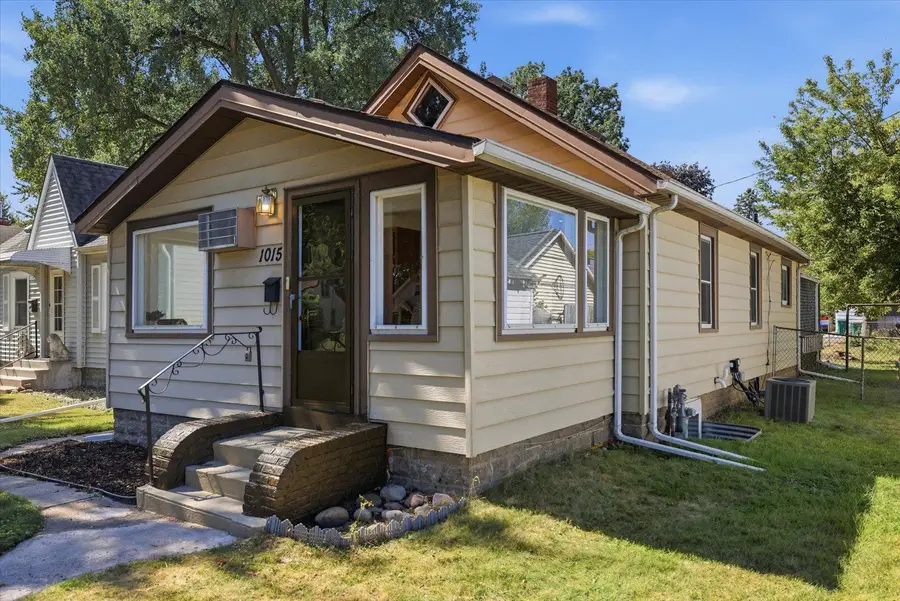 1015 Kruse Street, West Saint Paul, MN 55118 - #3