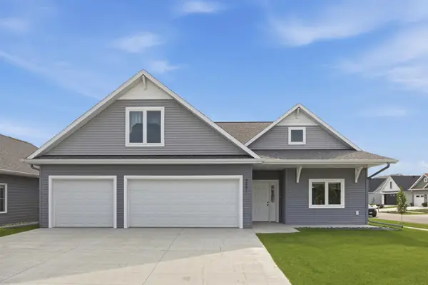 4881 Bluebell Loop S, Fargo, ND 58104