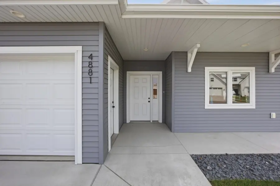4881 Bluebell Loop S, Fargo, ND 58104 - #3