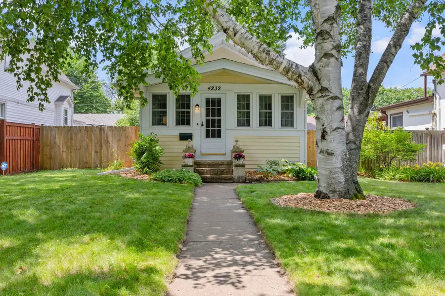 4232 33rd Avenue S, Minneapolis, MN 55406 - #3
