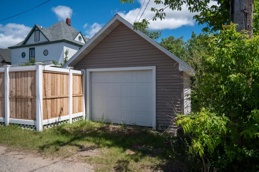 415 America Avenue Nw, Bemidji, MN 56601 - #3