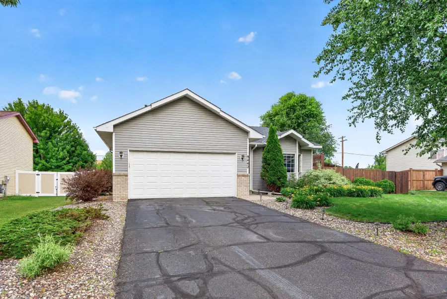 9442 Hale Avenue S, Cottage Grove, MN 55016 - #3