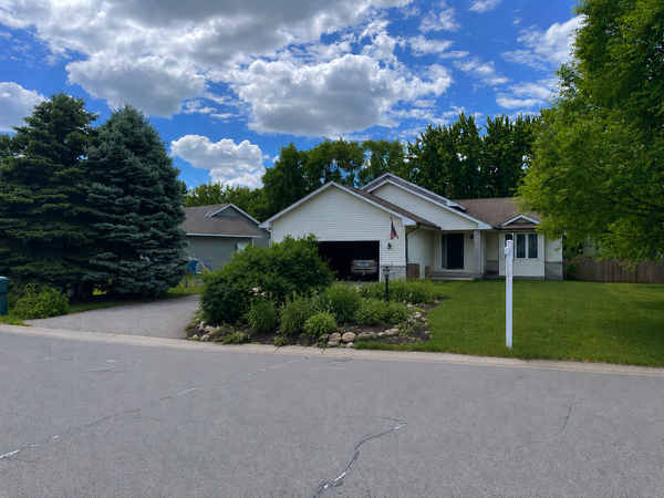 1757 Tipton Circle Nw, Elk River, MN 55330