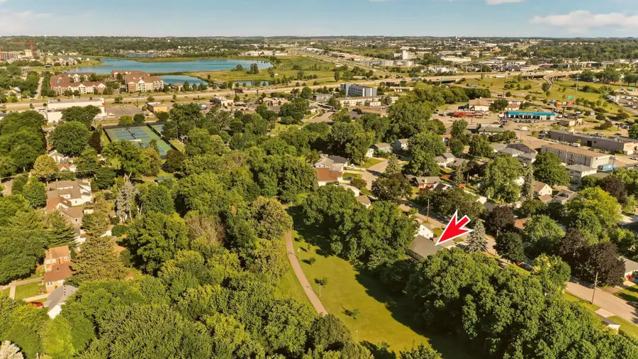 1230 4th Street Nw, Rochester, MN 55901 - #3