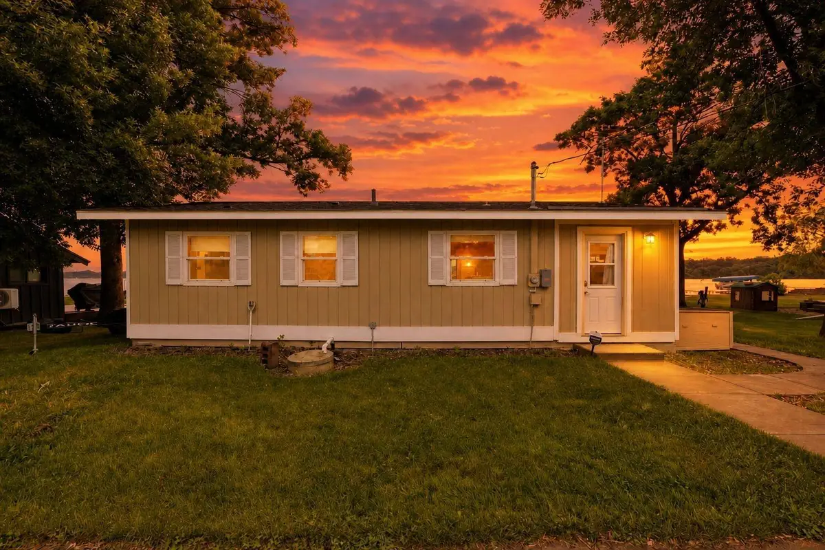 3682 Norris Avenue Nw, Annandale, MN 55302 - #1