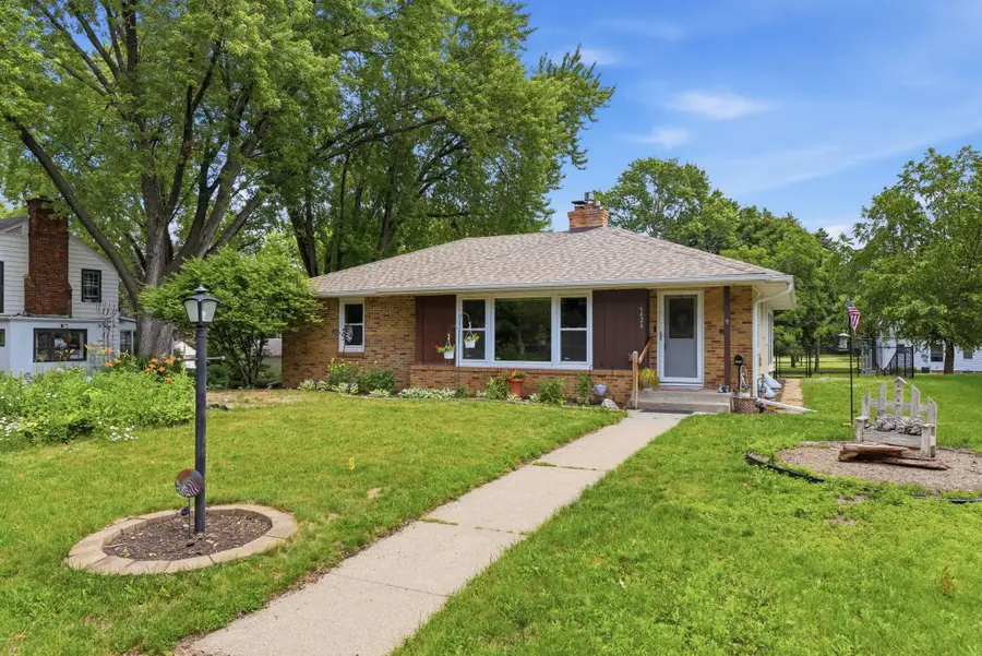 3426 Zenith Avenue N, Robbinsdale, MN 55422 - #3