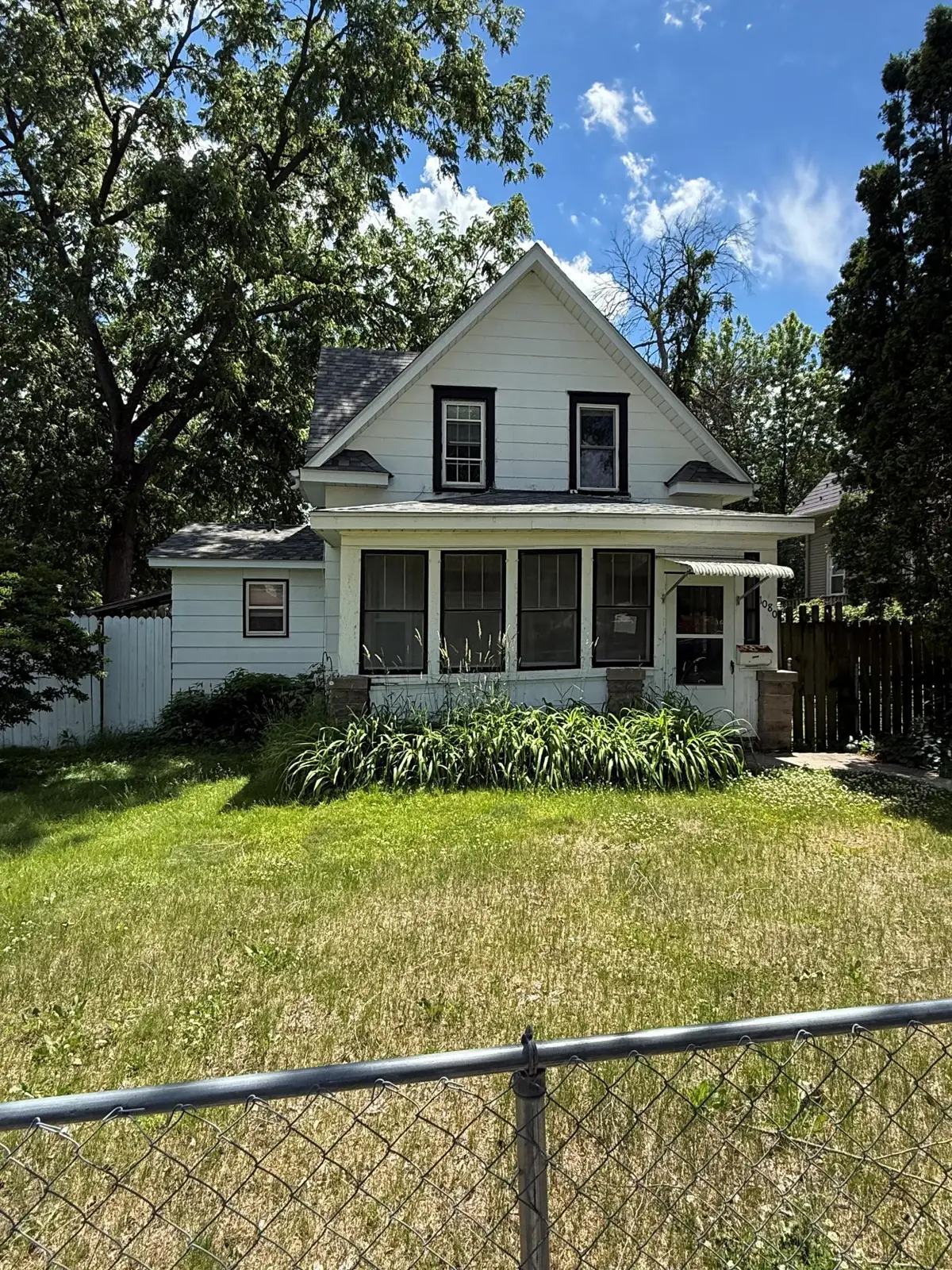 1080 Cook Avenue E, Saint Paul, MN 55106 - #1