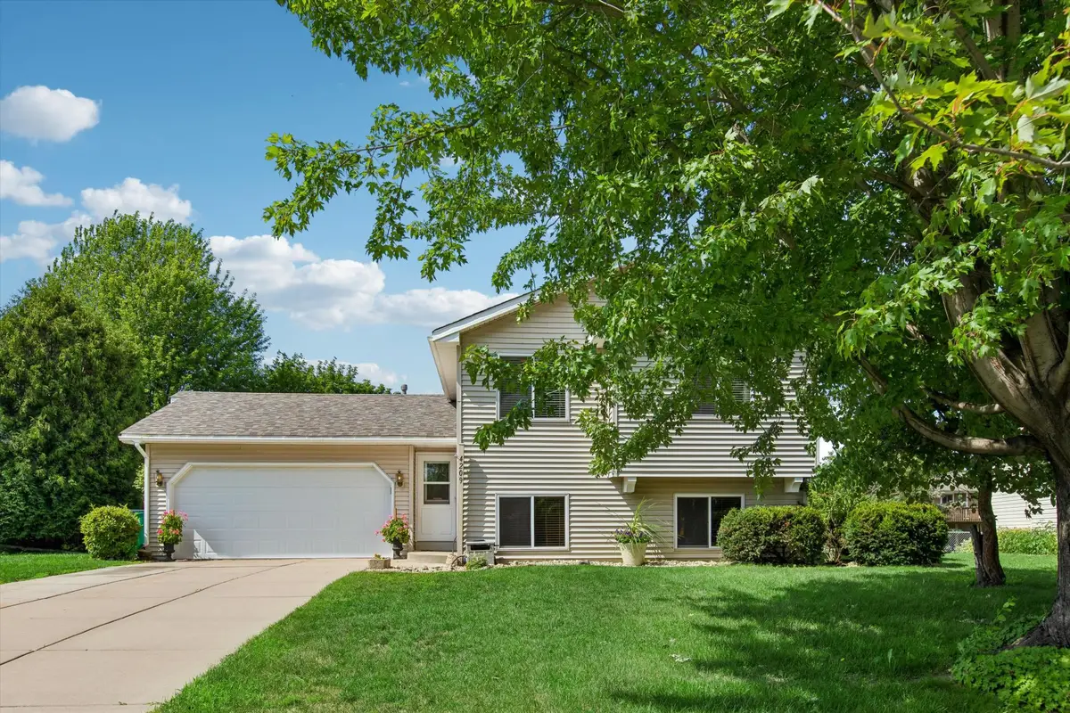 4209 Braddock Trail, Eagan, MN 55123 - #1