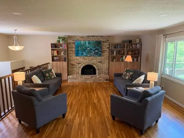 3317 Red Oak Circle S, Burnsville, MN 55337 - #2