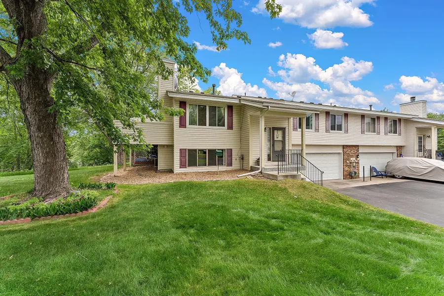 3836 Laurel Court, Eagan, MN 55122 - #3