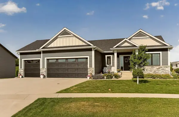 867 Grand Ridge Drive Ne, Byron, MN 55920
