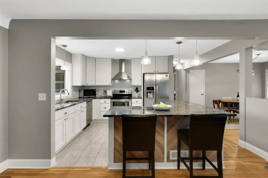 3018 Sumter Avenue S, Saint Louis Park, MN 55426 - #2
