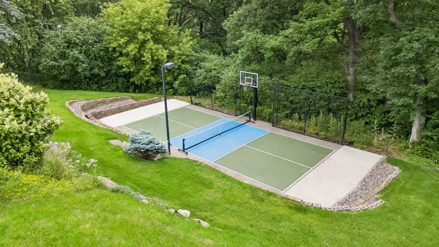 6134 Arctic Way, Edina, MN 55436 - #3
